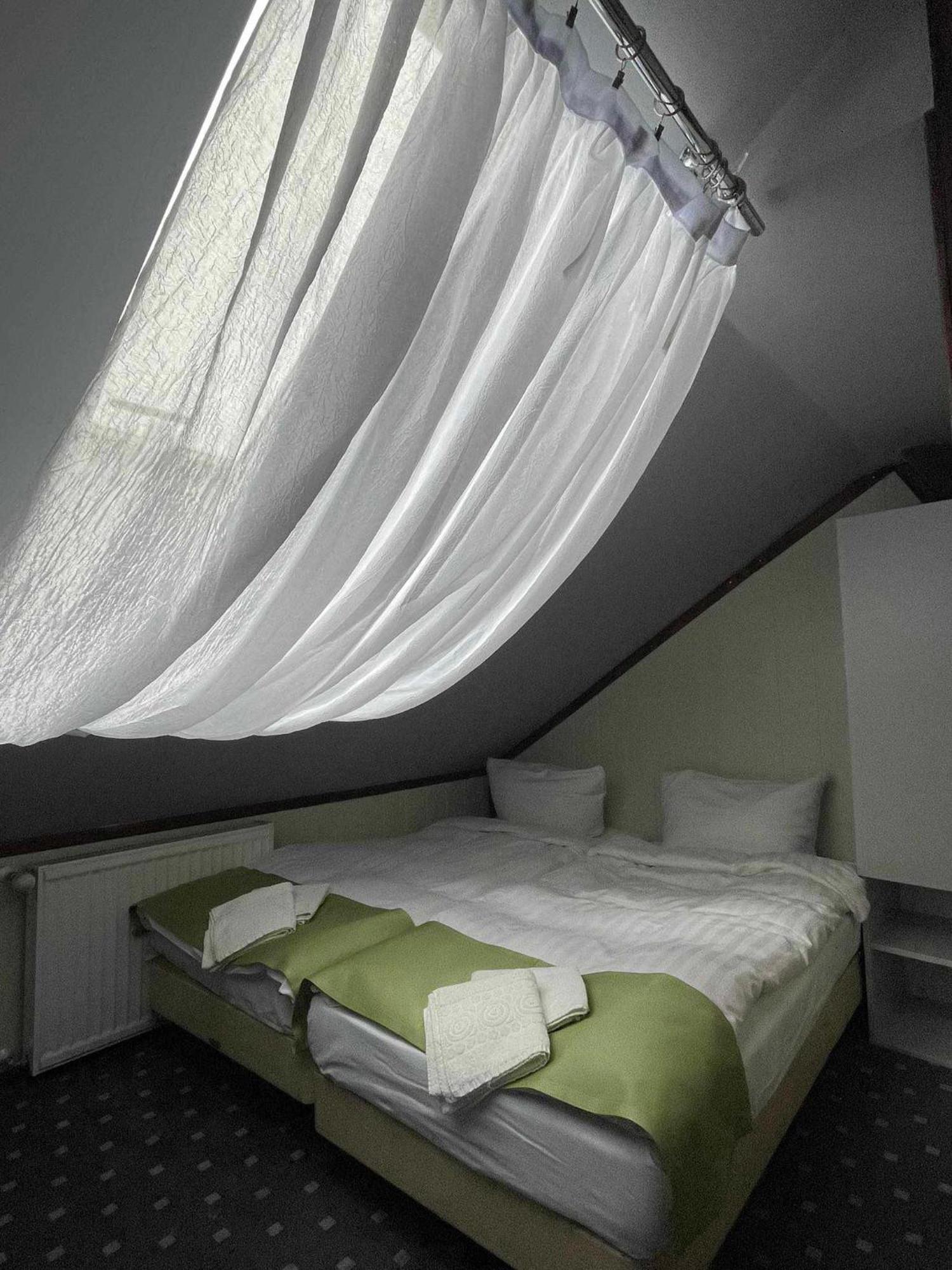 Hotel Keszyca Lesna Buitenkant foto
