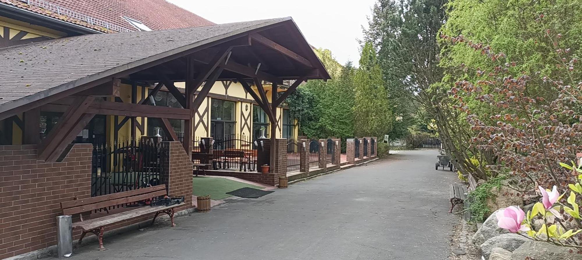 Hotel Keszyca Lesna Buitenkant foto